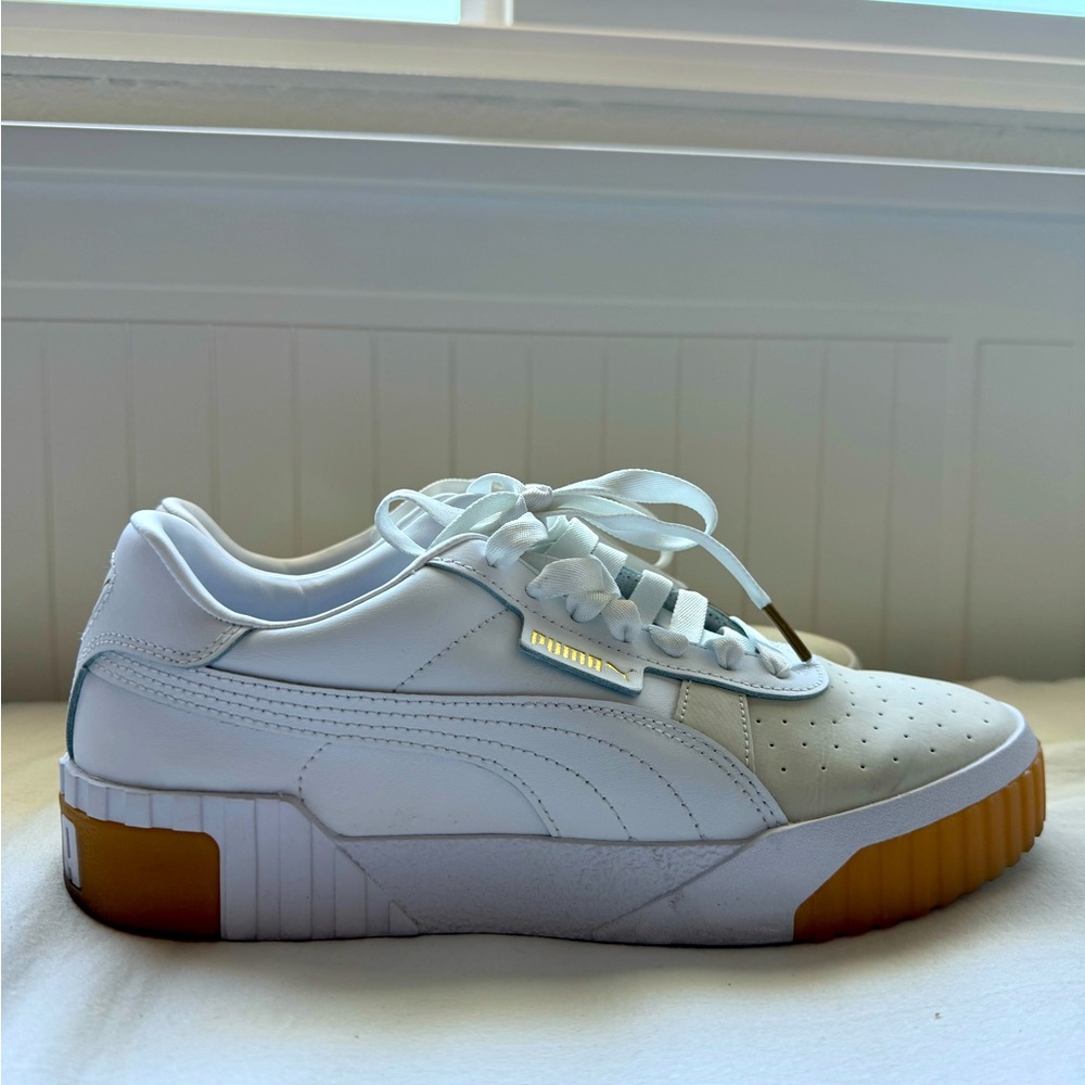 LIKE NEW- Puma Cali Exotic Women's Sneakers
Worn once